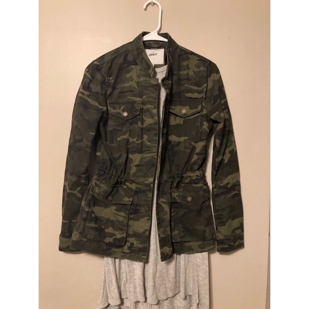 ONLY Camo Jacket